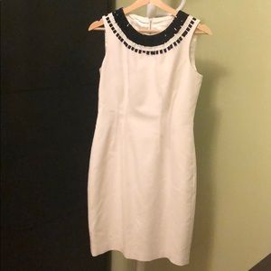 T Tahari sheath sleeveless white dress Size 4